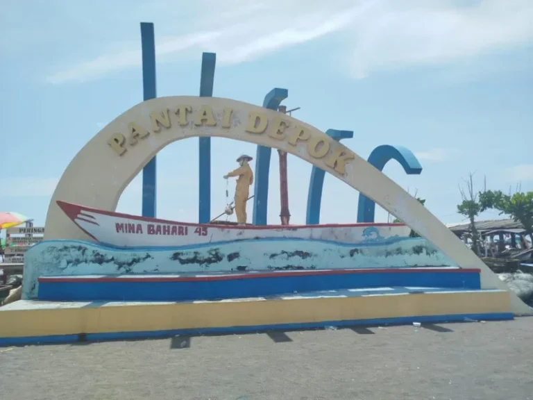 Pantai Depok, Yogyakarta: Surganya Seafood Segar dan Pelelangan Ikan