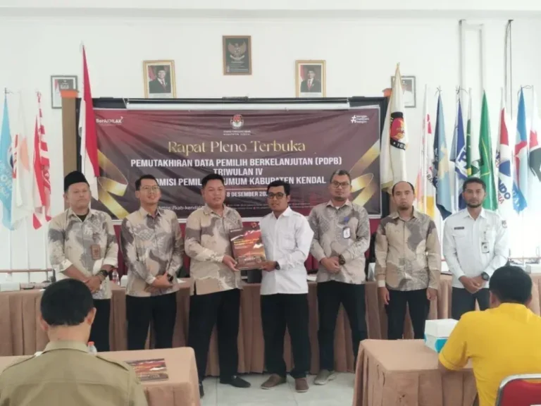 KPU Kendal Gelar Rapat Pleno Terbuka PDPB Triwulan IV 2025, Hadirkan Sejumlah Stakeholder Daerah