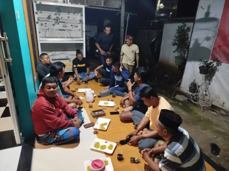 Surat Mengendap 3 Bulan, Warga Tunggulsari Siap Geruduk Kantor Camat Brangsong!