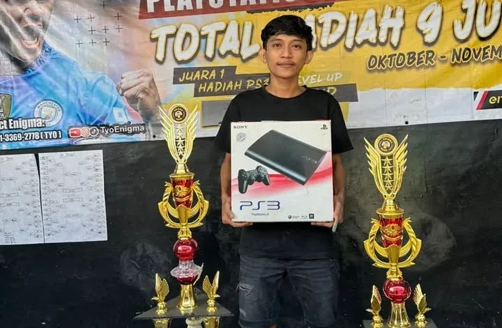 Perjalanan Fatir Dari Newbie Hingga Koleksi Ratusan Trophy