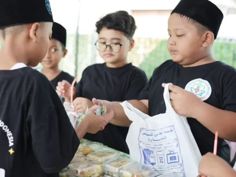 Market Day SD Muhammadiyah Palur Latih Jiwa Entrepreneur Siswa Sejak Dini