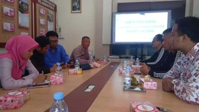 Sinergi Polres Kendal dan Warga Tunggulsari Hidupkan Wisata Kedung Pengilon
