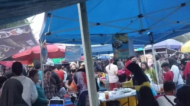 Jelang Ramadan, Thukudher Kaliwungu Diserbu Warga