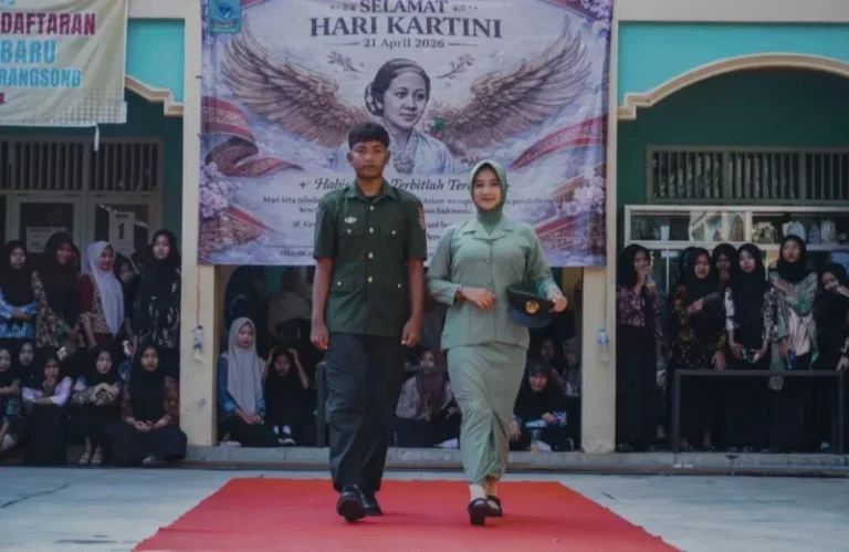 Meriah! Peringatan Hari Kartini di SMA NU 05 Brangsong, Siswa Tampil Kreatif dan Percaya Diri