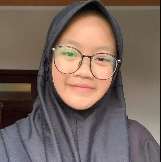 Kyra Talita Sakhi, calon siswa baru SMP Mutual Magelang sekaligus calon jamaah haji termuda di Magelang