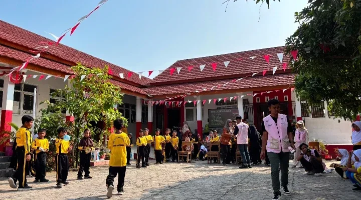 Lomba 17an di SDN 02 Tambakrejo Meriahkan HUT RI
